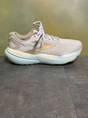 Brooks Glycerin 21 Women’s Beige Sneakers Size 8B